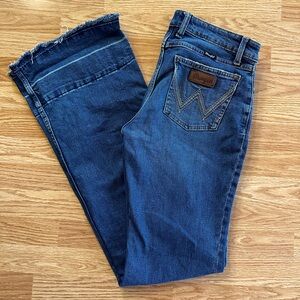 Women’s Retro Wide Leg Wrangler Jeans